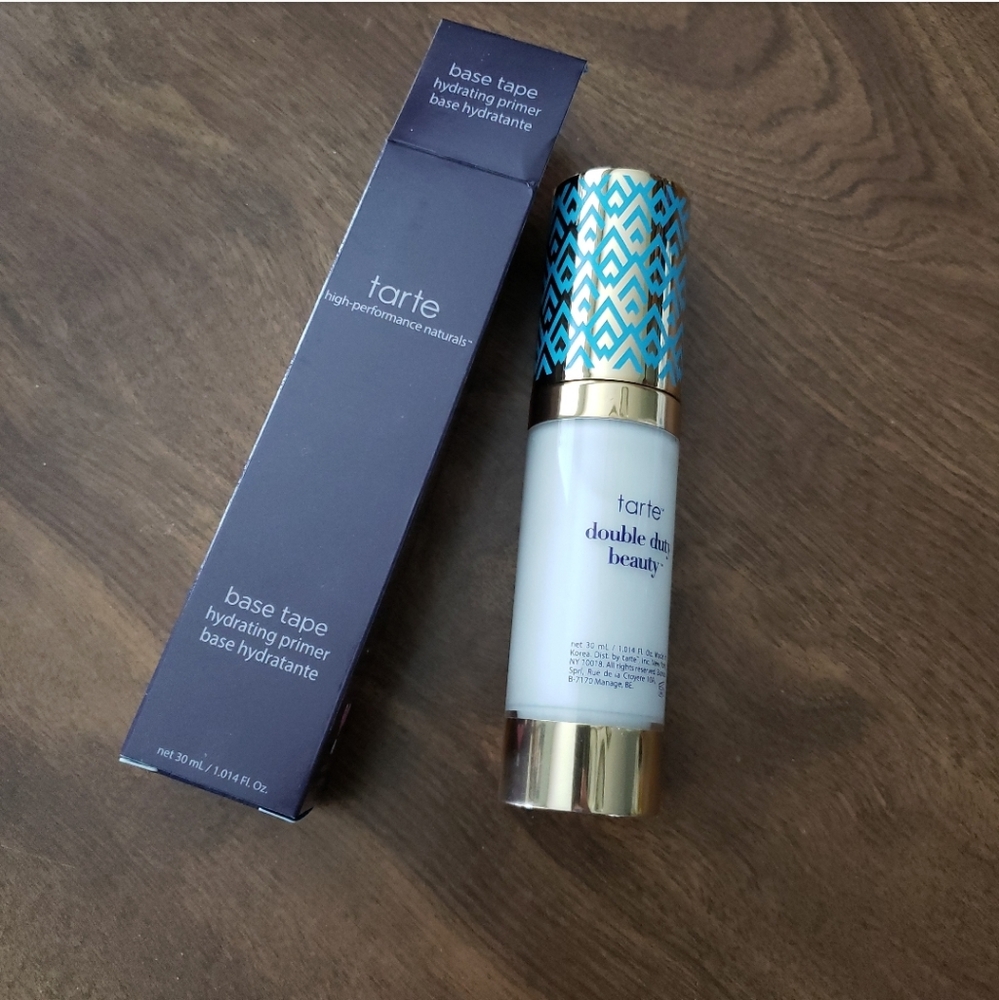 NWT Double duty Base Tape hydrating primer